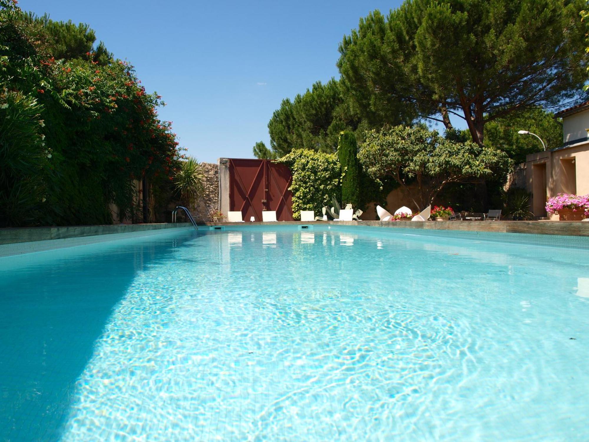 Bed and Breakfast Le relais d'Angélique Lunel  Exterior foto